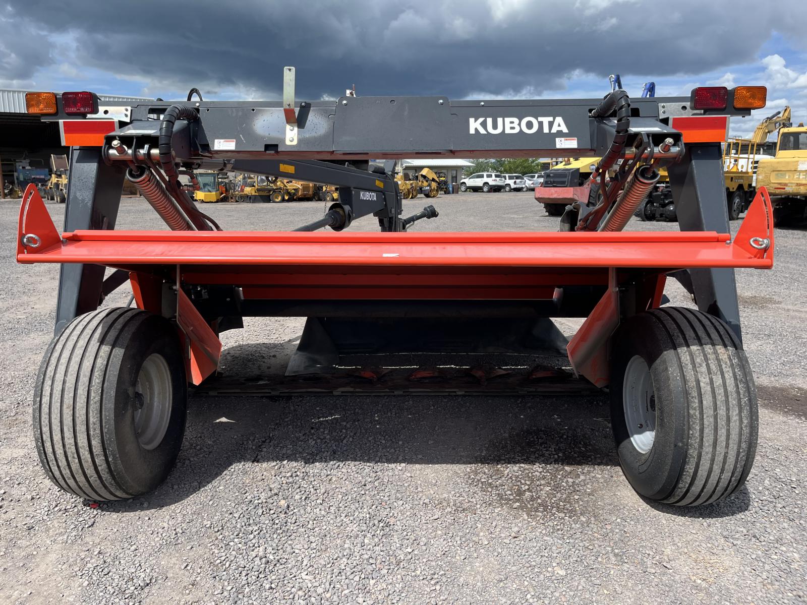 ./imagenes/INVOICE/2019/18266/DESVARADORA KUBOTA DMC8032R (3).JPG